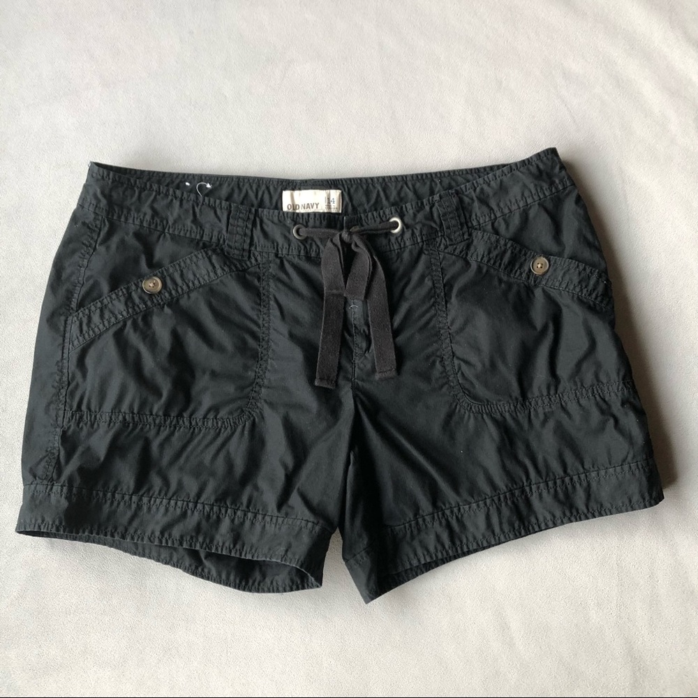 Old Navy ~ Drawstring Waist Shorts ~ Women’s Size 14 ~ Black